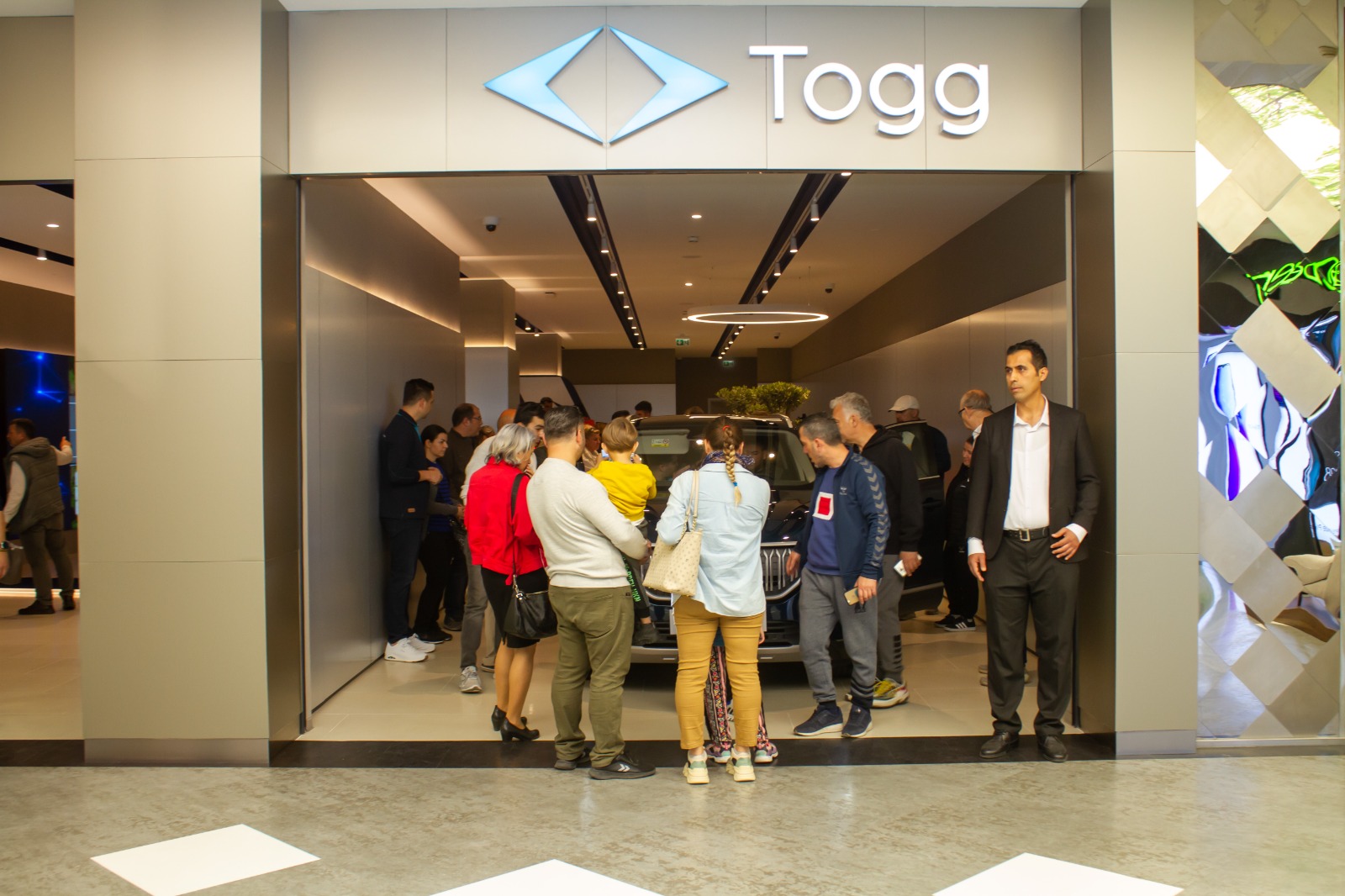 Togg üç yeni deneyim merkezi daha açtı