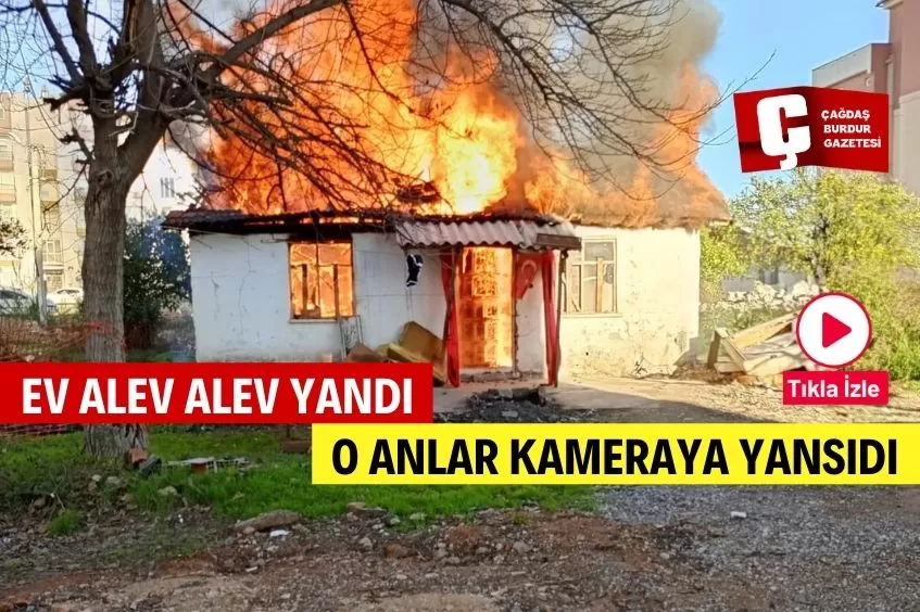 ANTALYA'DA EV ALEV ALEV YANDI, DUMANLAR GÖKYÜZÜNÜ KAPLADI